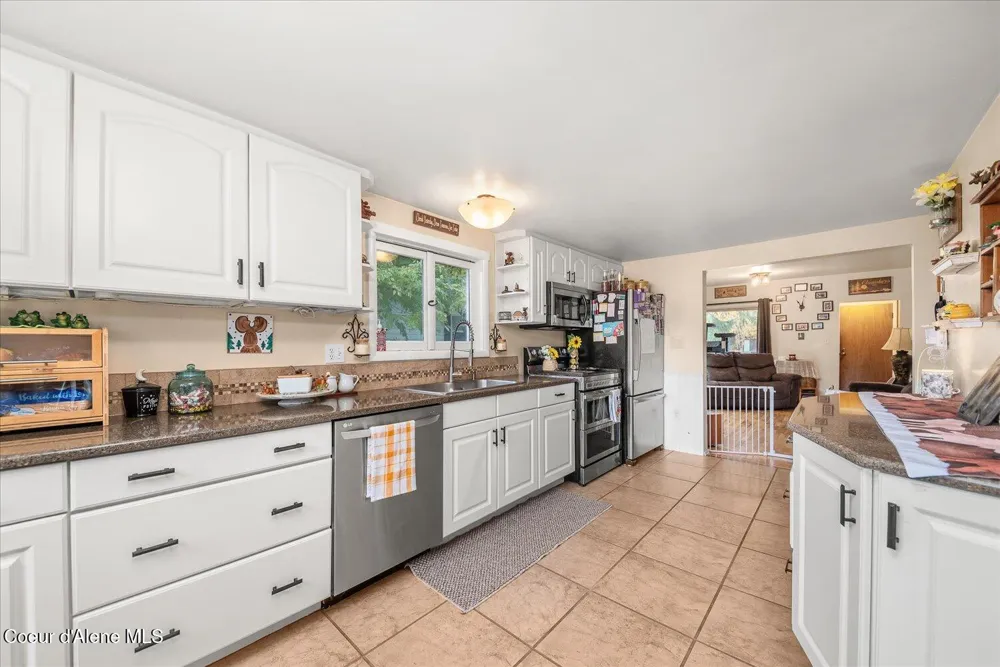 105 Lehigh Avenue Metaline Falls, WA 99153