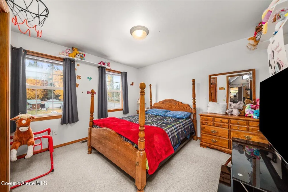 105 Lehigh Avenue Metaline Falls, WA 99153