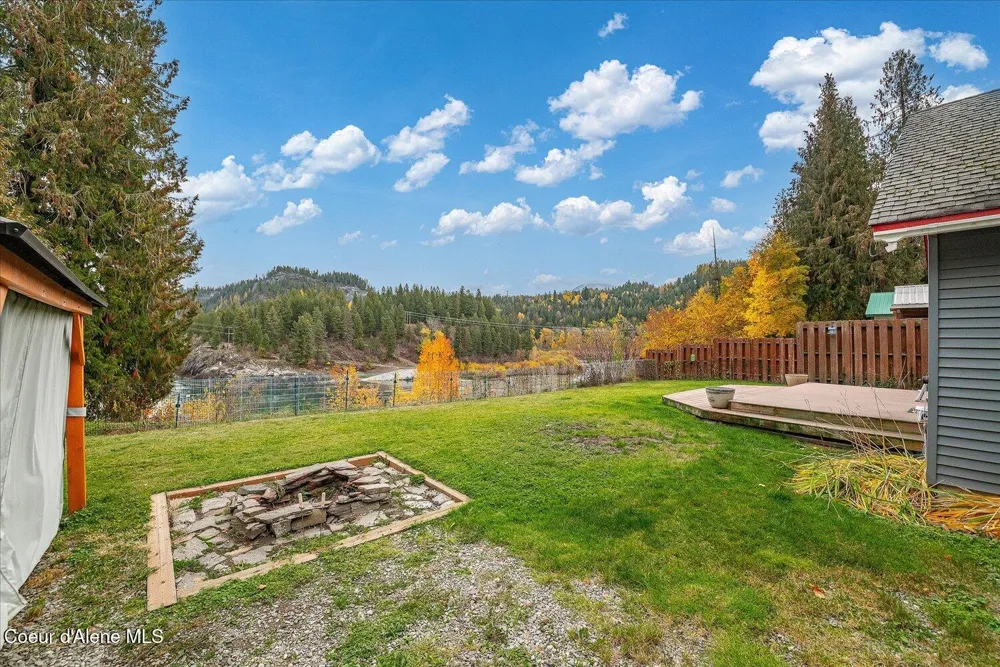 105 Lehigh Avenue Metaline Falls, WA 99153