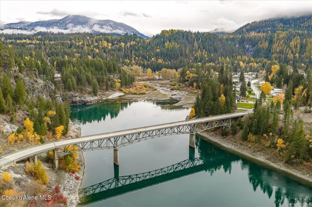 105 Lehigh Avenue Metaline Falls, WA 99153