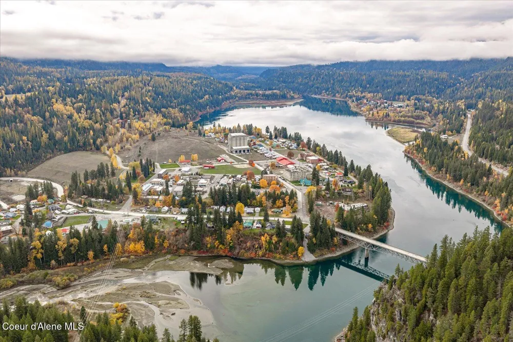 105 Lehigh Avenue Metaline Falls, WA 99153