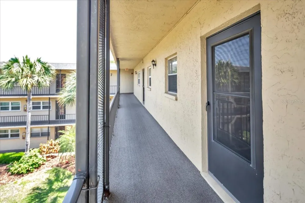 11485 OAKHURST ROAD #200-321 Largo, FL 33774