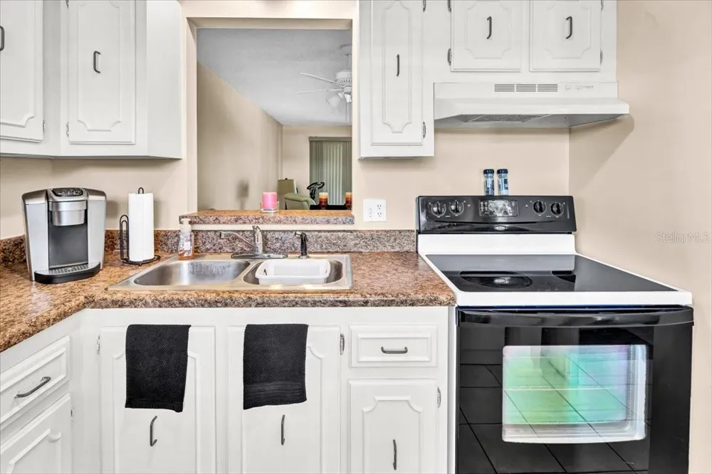 11485 OAKHURST ROAD #200-321 Largo, FL 33774