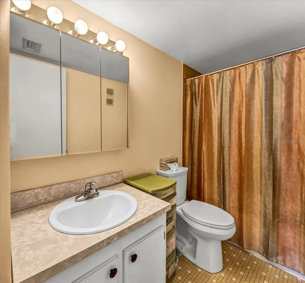 11485 OAKHURST ROAD #200-321 Largo, FL 33774