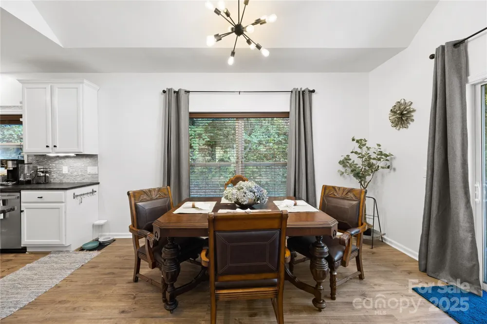 1308 Bell Mountain Road Zirconia, NC 28790