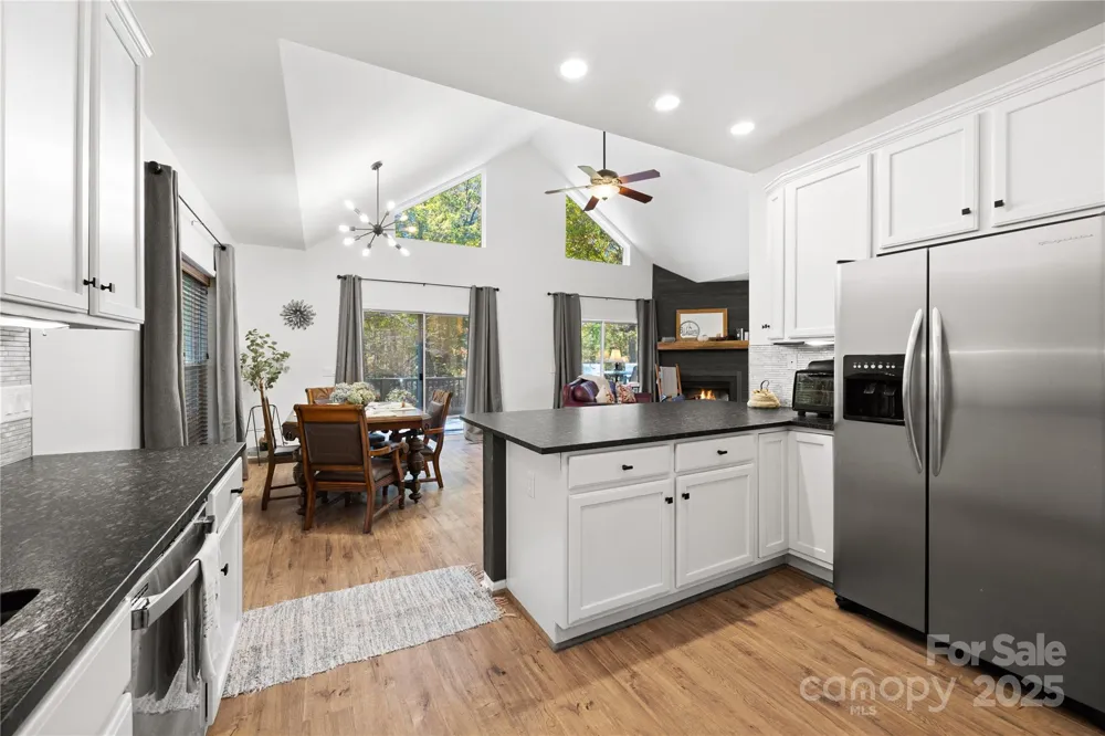 1308 Bell Mountain Road Zirconia, NC 28790