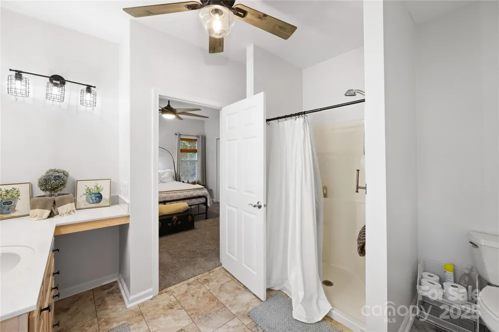 1308 Bell Mountain Road Zirconia, NC 28790