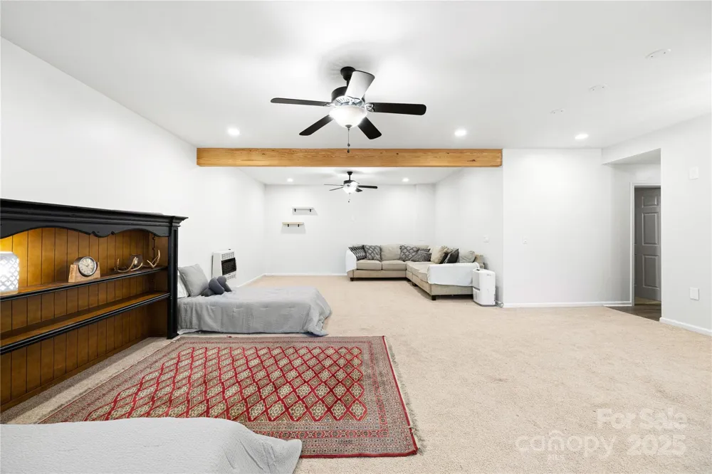 1308 Bell Mountain Road Zirconia, NC 28790