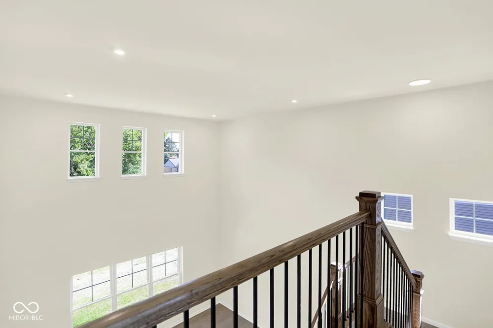 7072 Jackson Drive Cumberland, IN 46229