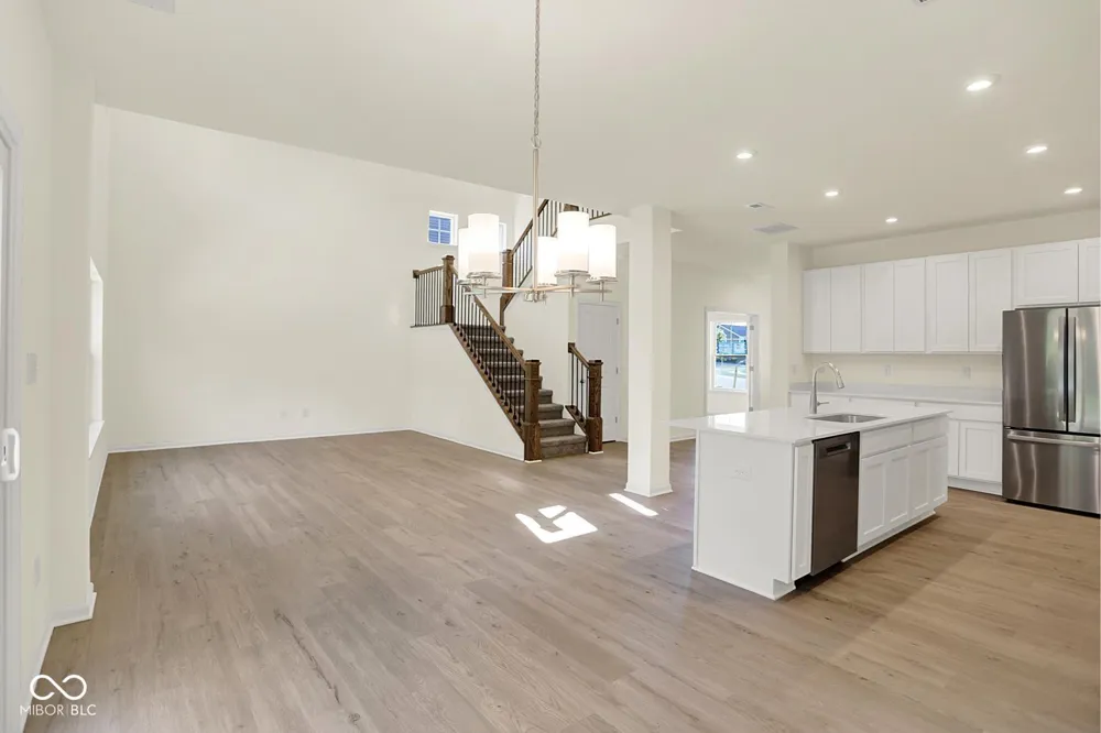 7072 Jackson Drive Cumberland, IN 46229