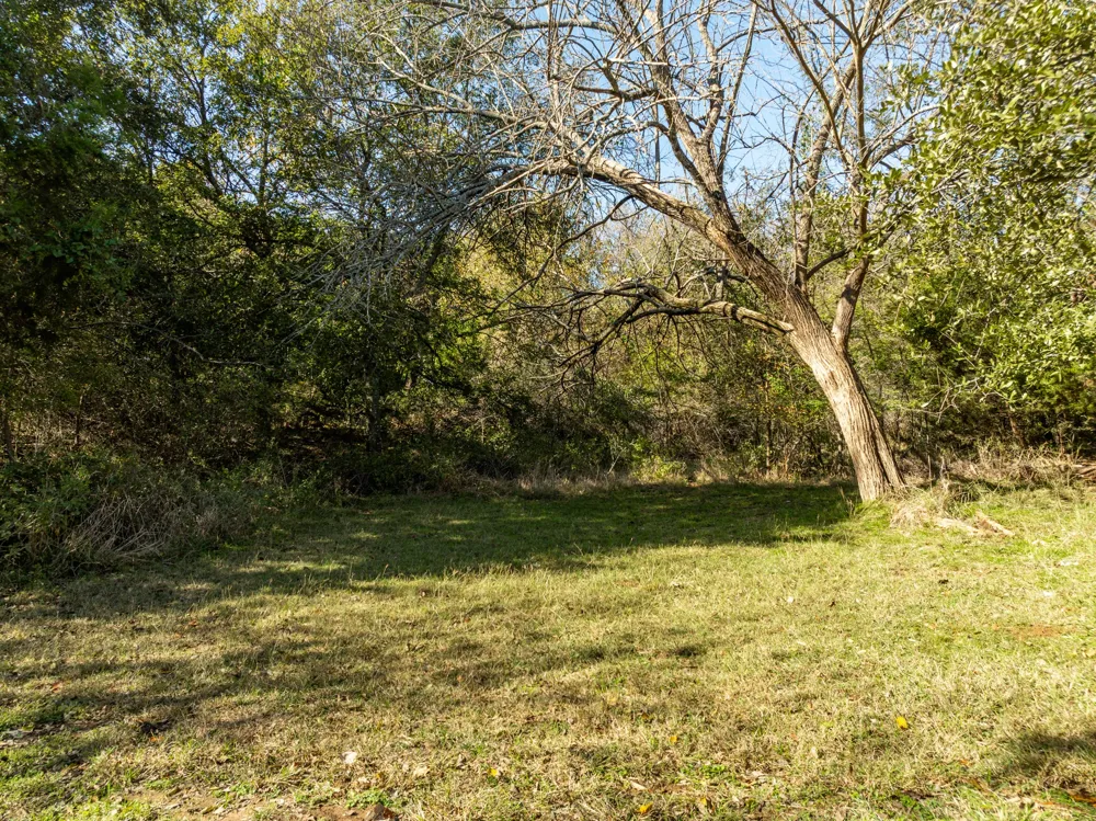 21067 Hidden Oak Court Whitney, TX 76692