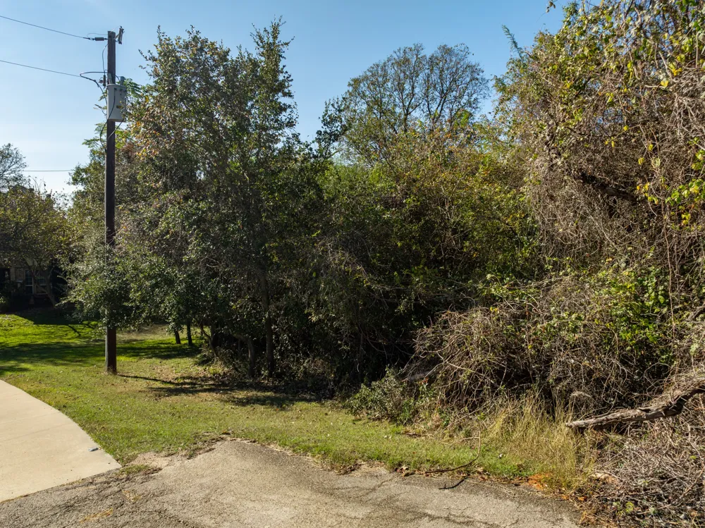 21067 Hidden Oak Court Whitney, TX 76692
