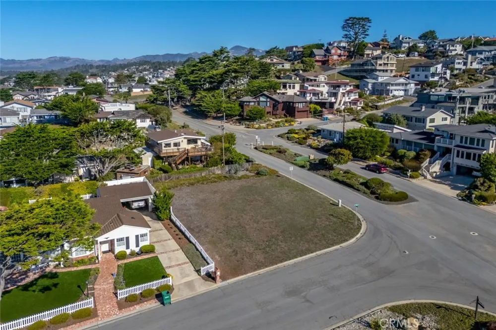 Windsor Boulevard Cambria, CA 93428