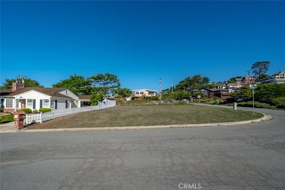 Windsor Boulevard Cambria, CA 93428