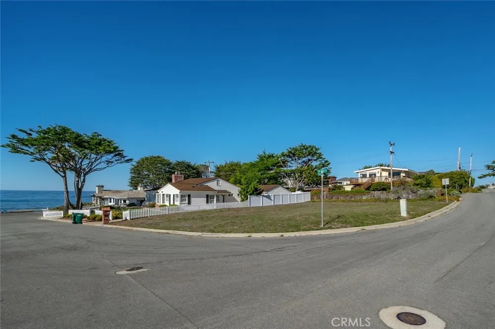 Windsor Boulevard Cambria, CA 93428