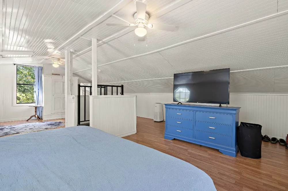 131 Moccasin Bend Drive Smithville, TX 78957