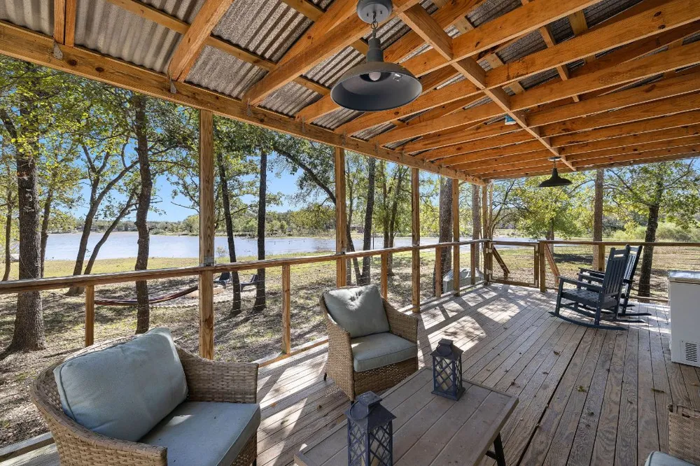 131 Moccasin Bend Drive Smithville, TX 78957