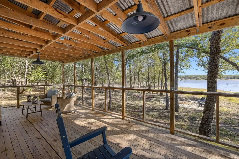 131 Moccasin Bend Drive Smithville, TX 78957