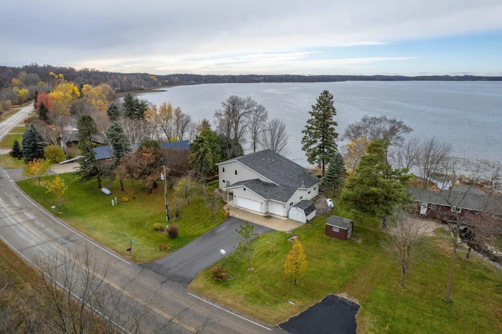 17159 Stalker Lake Road Battle Lake, MN 56515