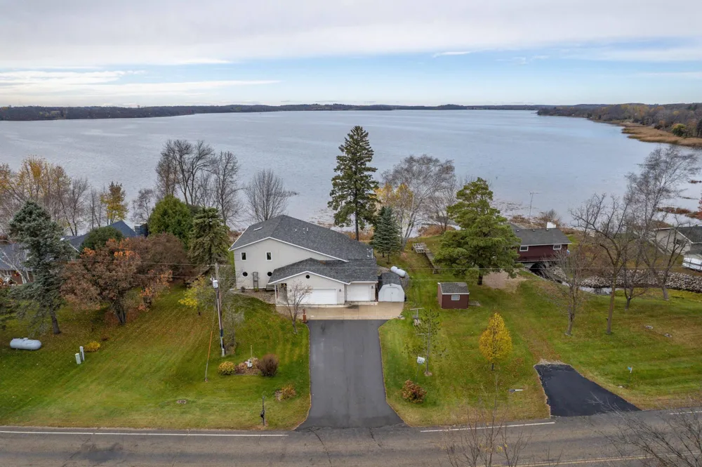 17159 Stalker Lake Road Battle Lake, MN 56515
