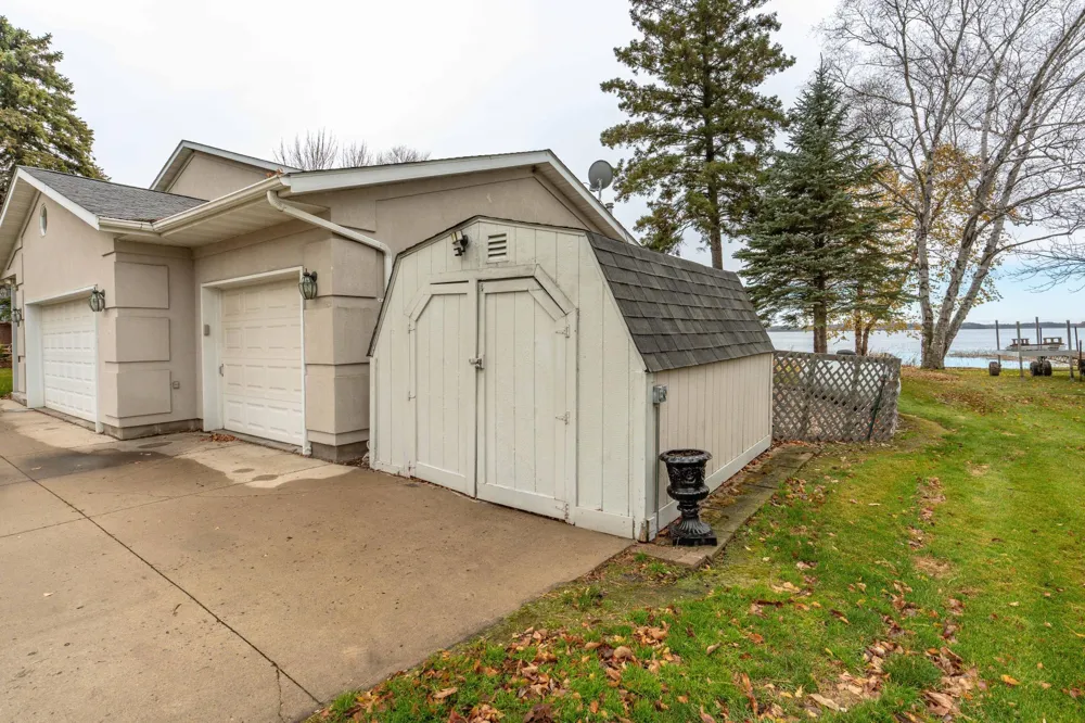 17159 Stalker Lake Road Battle Lake, MN 56515