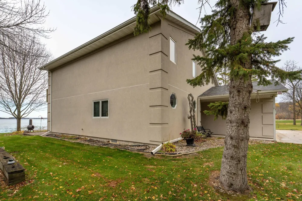 17159 Stalker Lake Road Battle Lake, MN 56515