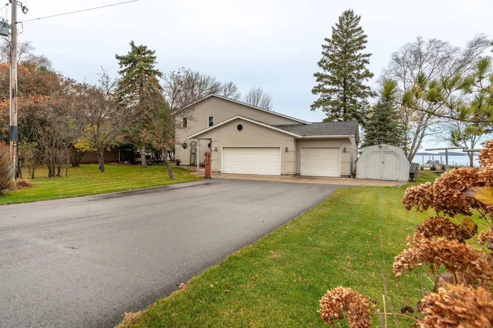 17159 Stalker Lake Road Battle Lake, MN 56515