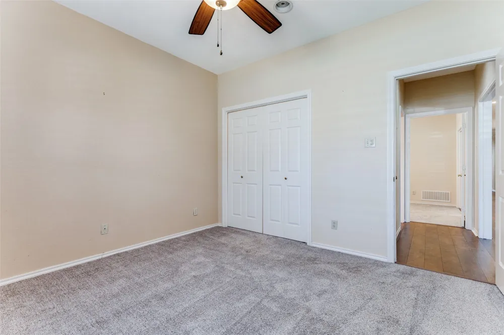 1218 Wooded Trail Hurst, TX 76053