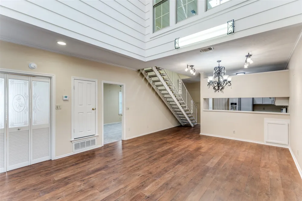 1218 Wooded Trail Hurst, TX 76053