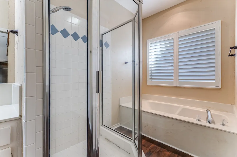 1218 Wooded Trail Hurst, TX 76053