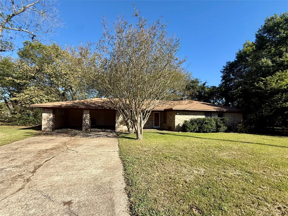 208 W Main Street Cumby, TX 75433