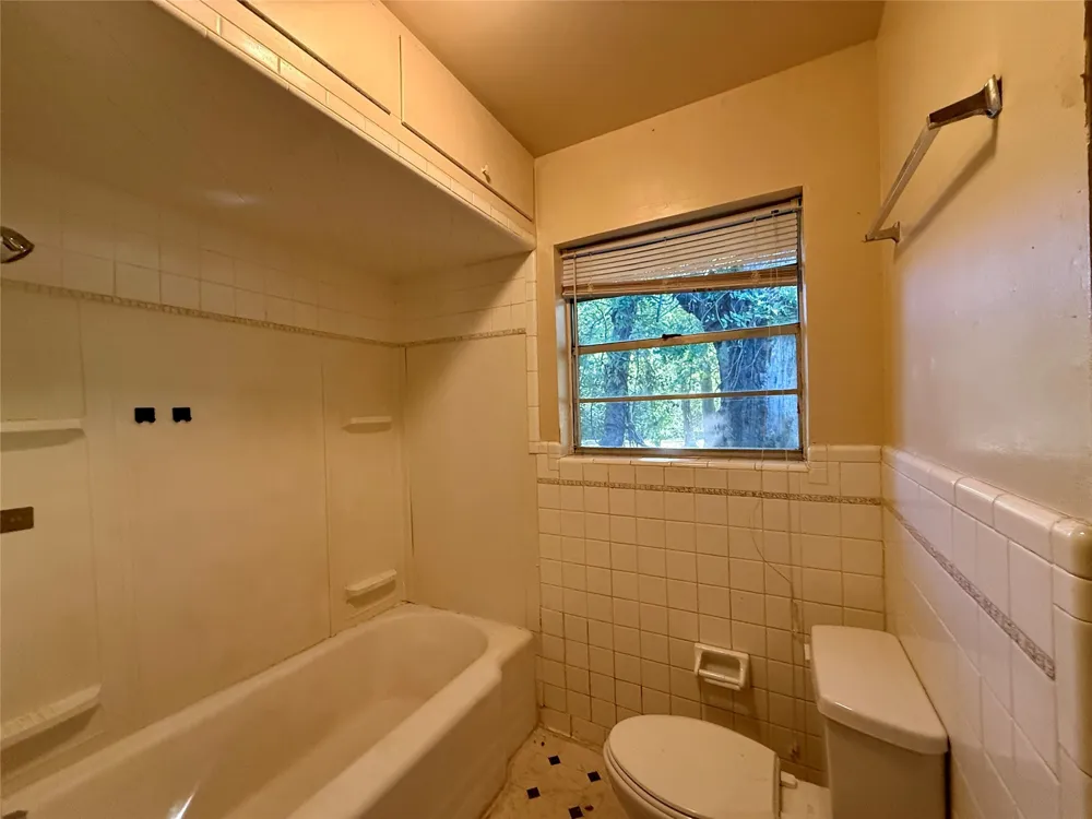 208 W Main Street Cumby, TX 75433