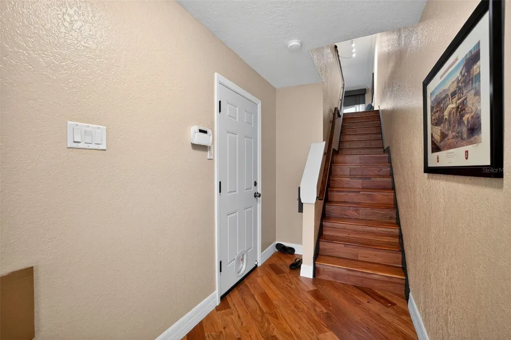 140 BRENT CIRCLE Oldsmar, FL 34677