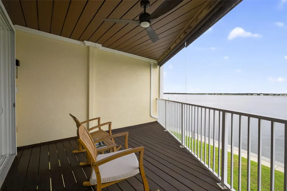140 BRENT CIRCLE Oldsmar, FL 34677