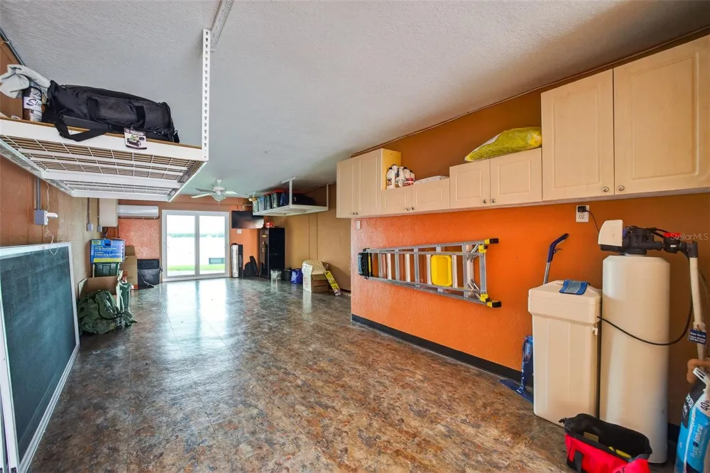 140 BRENT CIRCLE Oldsmar, FL 34677