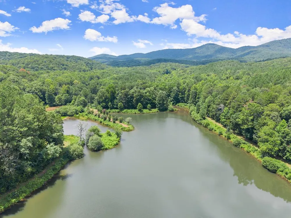 5618 Highway 52 Dawsonville, GA 30534