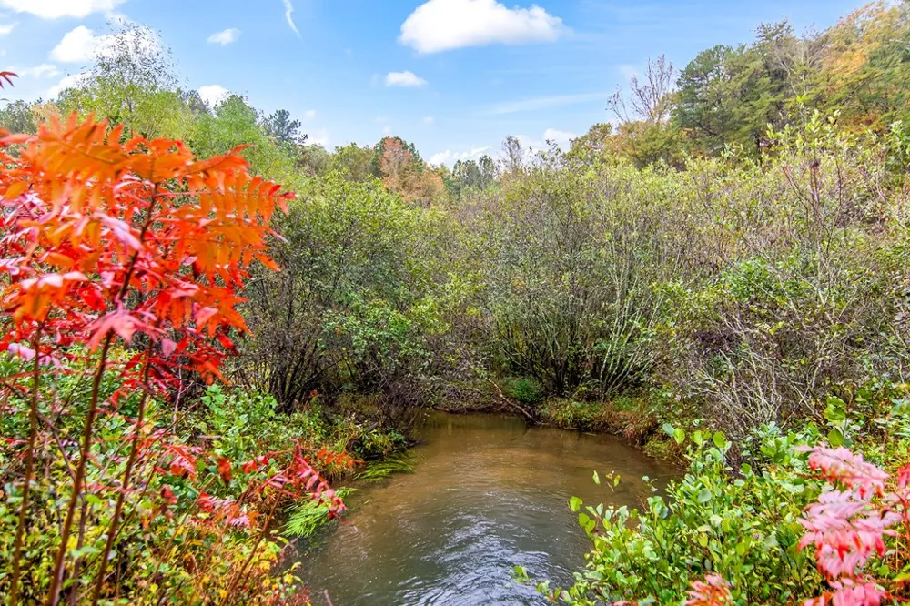5618 Highway 52 Dawsonville, GA 30534