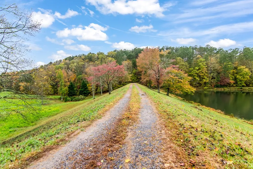 5618 Highway 52 Dawsonville, GA 30534
