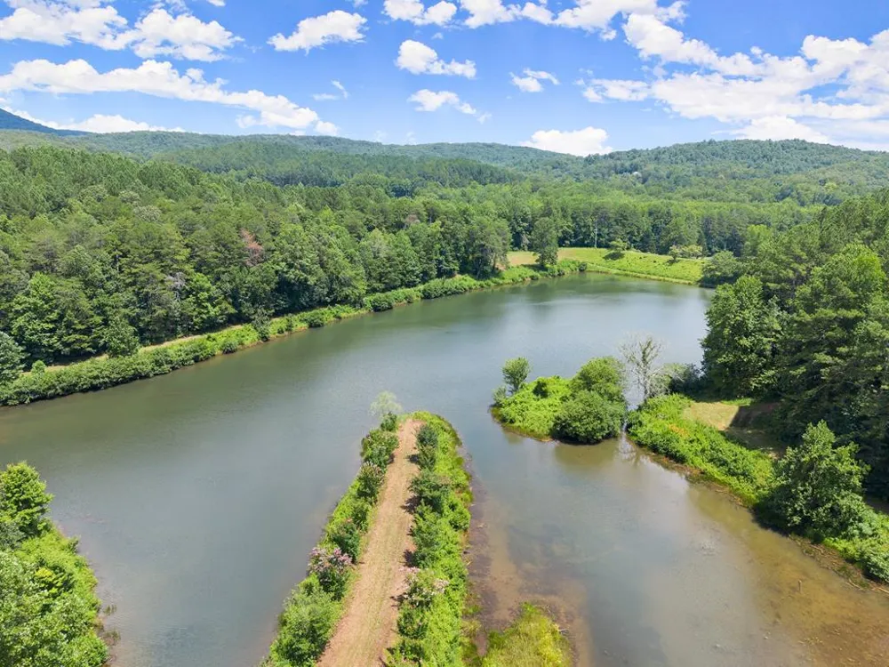 5618 Highway 52 Dawsonville, GA 30534