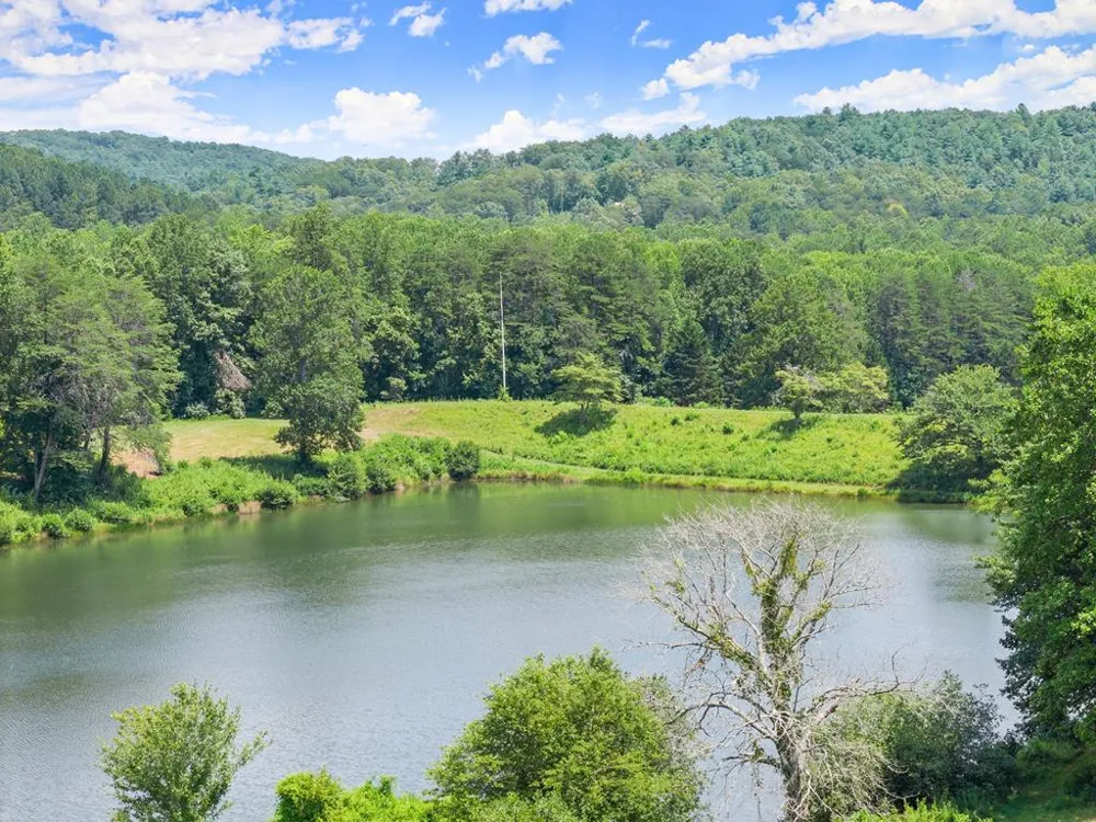 5618 Highway 52 Dawsonville, GA 30534
