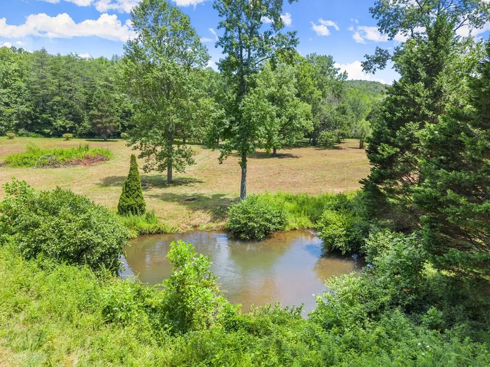 5618 Highway 52 Dawsonville, GA 30534
