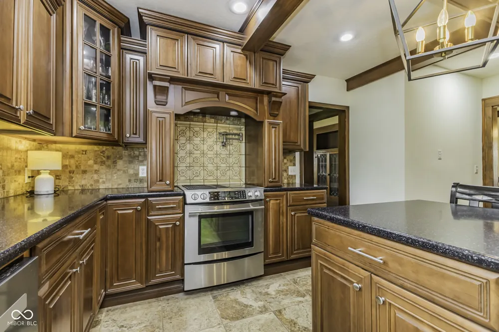 7201 E Windsor Road Selma, IN 47383