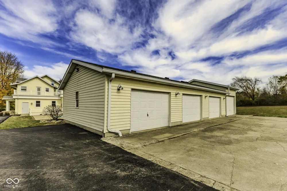 7201 E Windsor Road Selma, IN 47383