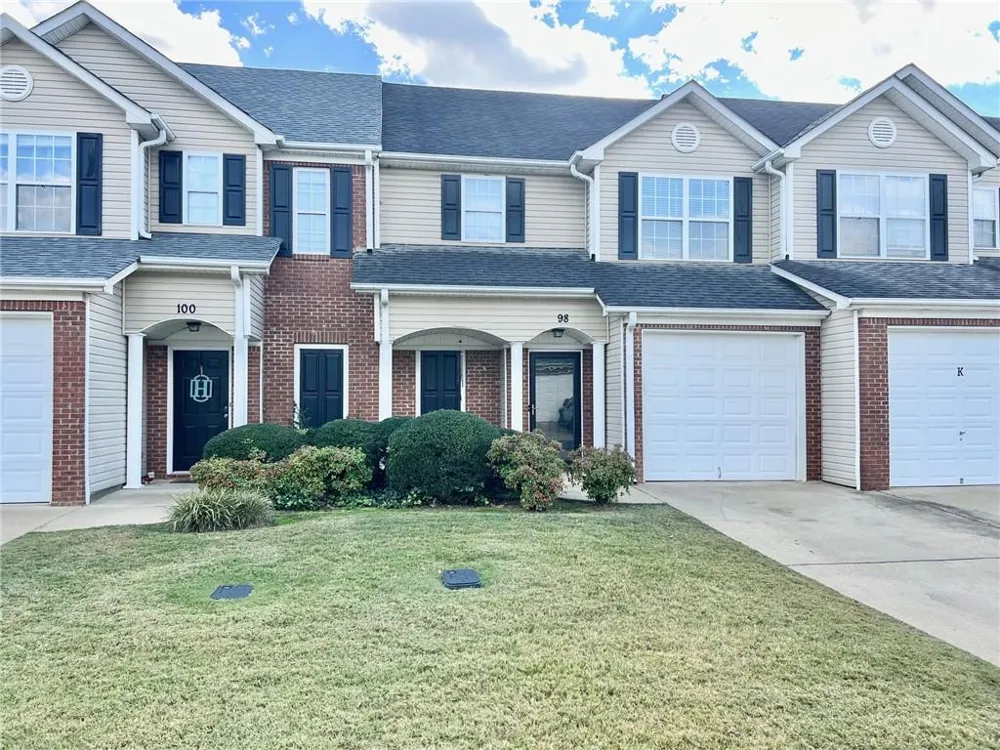 98 Eagle Glen Drive NE Cartersville, GA 30121