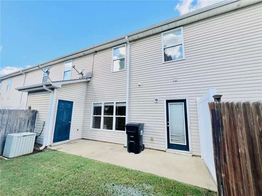 98 Eagle Glen Drive NE Cartersville, GA 30121