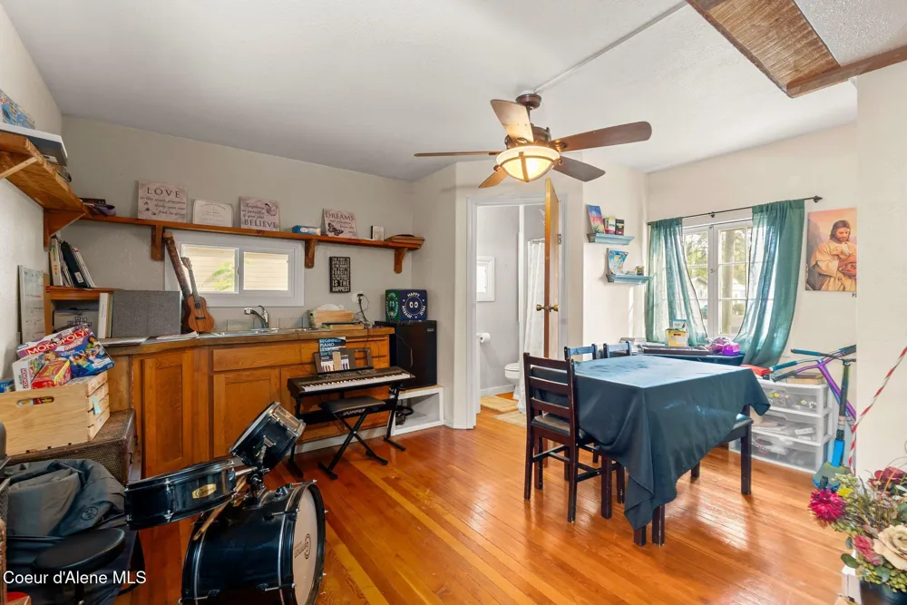 711 Florence Avenue Sandpoint, ID 83864