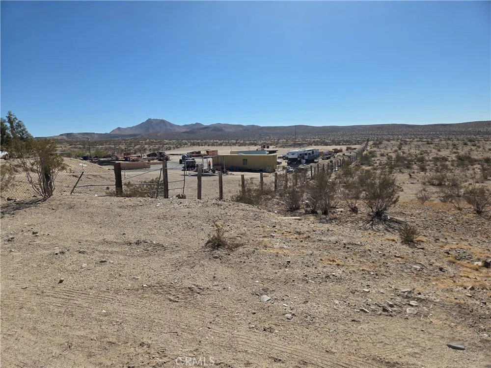 15411 RATTLESNAKE GULCH Oro Grande, CA 92368