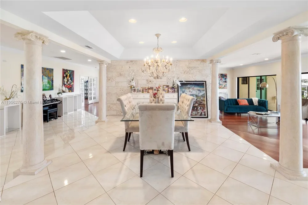 1635 Lands End Rd Manalapan, FL 33462