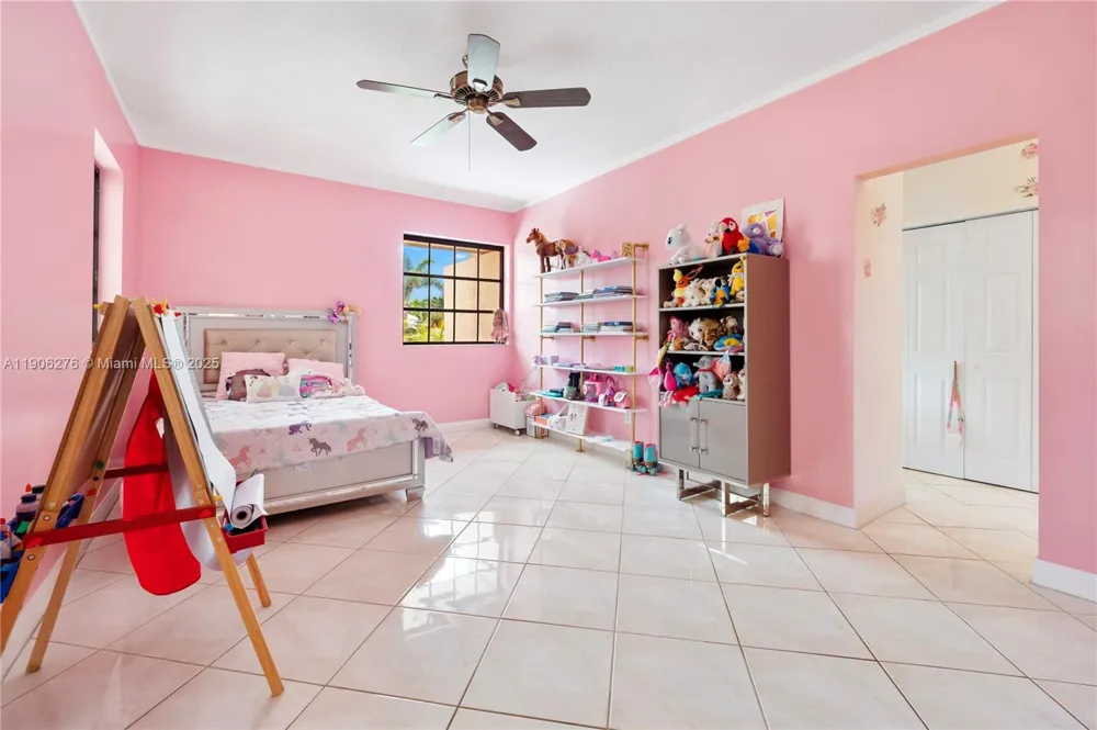 1635 Lands End Rd Manalapan, FL 33462