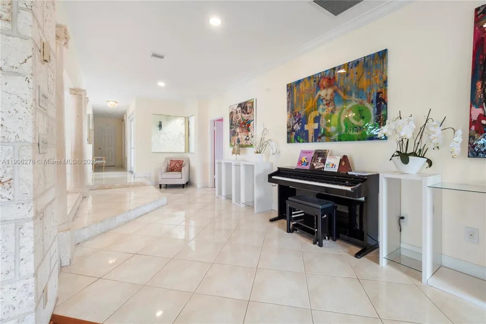 1635 Lands End Rd Manalapan, FL 33462